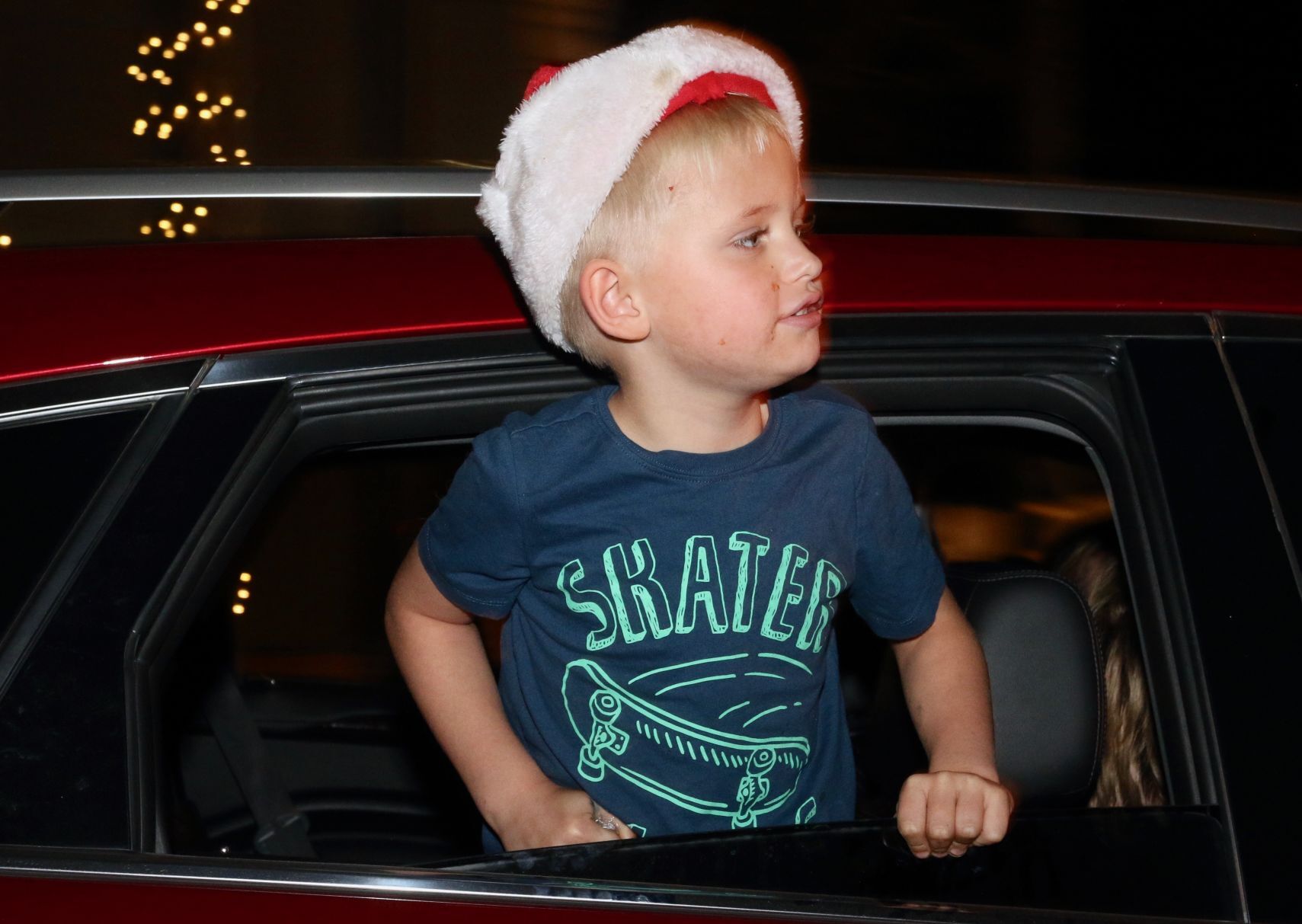 lemoore christmas parade children